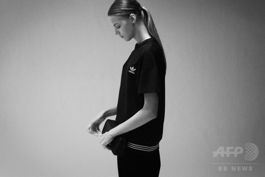 adidas × HYKE、伊勢丹新宿店で11日から先行発売