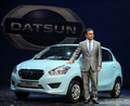 インドの首都ニューデリー（New Delhi）郊外のグルガオン（Gurgaon）で発表された日産自動車（Nissan Motor）のダットサン（Datsun）「ゴー（Go）」（2013年7月15日撮影）。(c)AFP/SAJJAD HUSSAIN