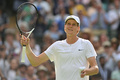 テニス、ウィンブルドン選手権、男子シングルス4回戦。勝利を喜ぶヤニック・シナー（2023年7月9日撮影）。(c)Glyn KIRK / AFP