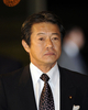 首相官邸に入る中川昭一（Shoichi Nakagawa）財務・金融相（2008年9月24日撮影）。(c)AFP/Yoshikazu TSUNO