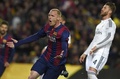 14-15スペイン1部リーグ第28節、FCバルセロナ対レアル・マドリード。先制点を挙げて喜ぶFCバルセロナのジェレミ・マシュー（2015年3月22日撮影）。(c)AFP/LLUIS GENE
