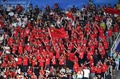 第19回アジア競技大会、サッカー女子準決勝、中国対日本。中国を応援する観客（2023年10月3日撮影）。(c)Jung Yeon-je/ AFP