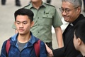 香港の刑務所を出るチャン・トンカイ容疑者（2019年10月23日撮影）。(c)Philip FONG / AFP
