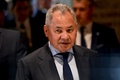 トルコ・イスタンブールで、ウクライナの港からの安全な穀物輸出に関する合意文書の署名式に到着したロシアのセルゲイ・ショイグ国防相（2022年7月22日撮影）。(c)OZAN KOSE / AFP