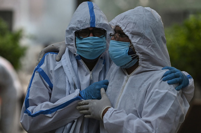 インドのコロナ死者、25万人超え