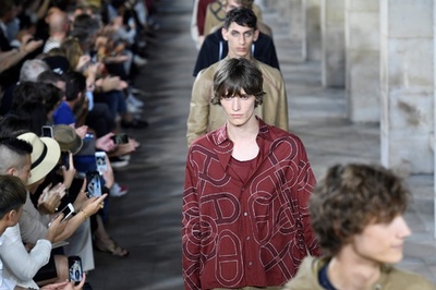 「エルメス」18年春夏メンズ