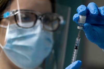 中国製薬大手、独ビオンテックのワクチン1億回分輸入へ