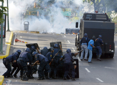 ベネズエラ政府、「大統領を侮辱した」としてCNNと国内テレビ局を告訴