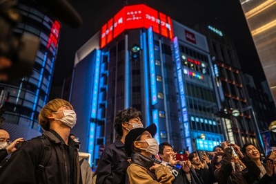 Pople line up for Haruki Murakami's first new novella in 6 years