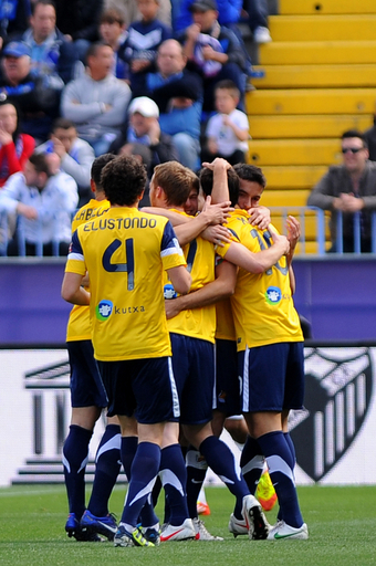 バレンシア、エスパニョールに敗れるも3位を守る