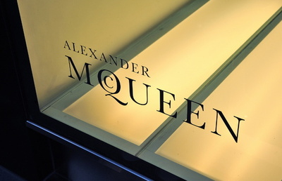 鬼才アレキサンダー・マックイーンのドキュメンタリー制作へ