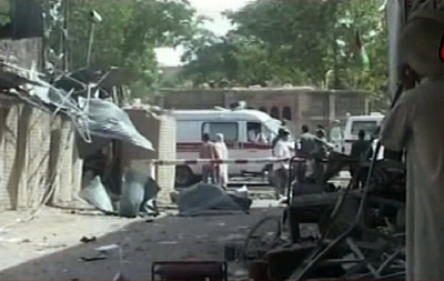 アフガン印大使館で自爆攻撃、40人以上死亡