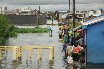 アフリカ南東部、熱帯暴風雨の死者77人に