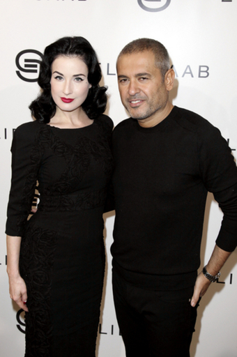 エリー・サーブ、モデルよりセレブに着てほしい