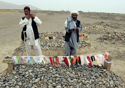 「米軍の過失でアフガン民間人に死者」、5月の空爆について米軍が報告書