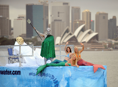 人魚や海神、「氷山」の上で節水訴える 世界水の日