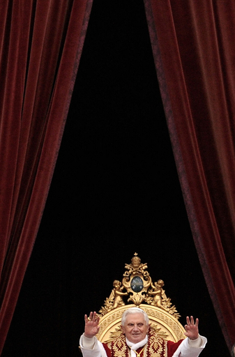 ローマ法王、クリスマスのメッセージで「身勝手」を警告