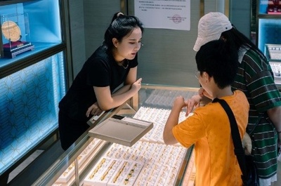 中国10月の商品小売額は2.8％増 消費は安定成長を維持