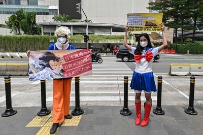 日本は石炭火力への支援やめて、コスプレ姿でデモ インドネシア