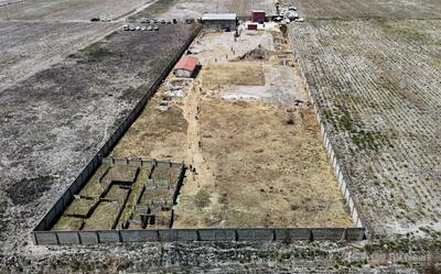 人骨・靴・衣類発見の「大量殺人現場」公開 メキシコ