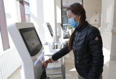 中国のAI企業「歩き方と顔を同時に撮るカメラ」開発 マスク姿もOK