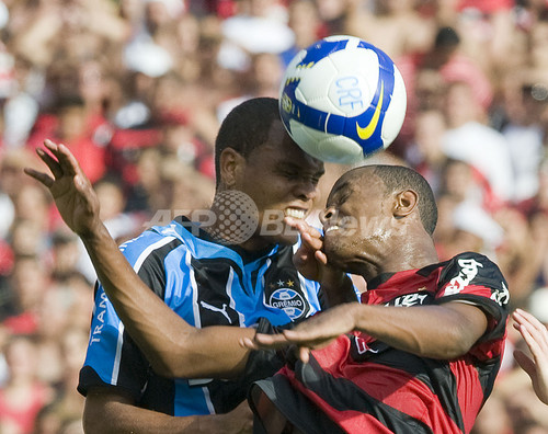 フラメンゴ 17年ぶり6度目の優勝 ブラジル全国選手権 写真10枚 ファッション ニュースならmode Press Powered By Afpbb News