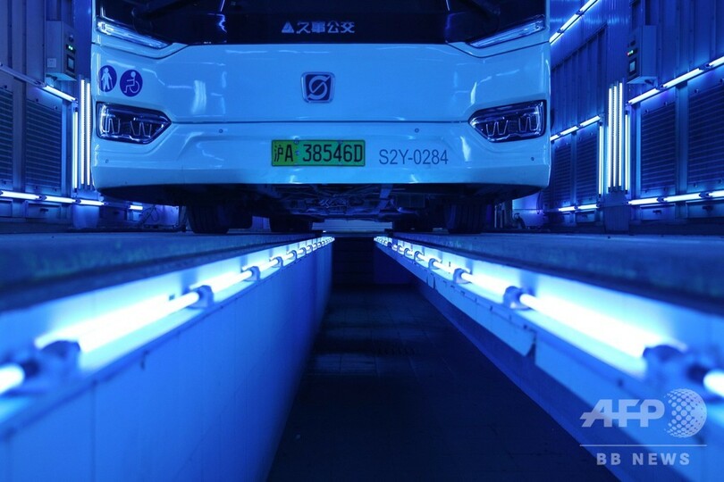 上海の市バスが紫外線消毒技術を導入、車両の内外を消毒