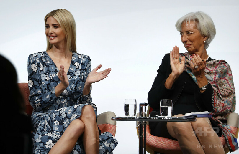イヴァンカ氏発言に会場失笑、女性サミットで父擁護 独