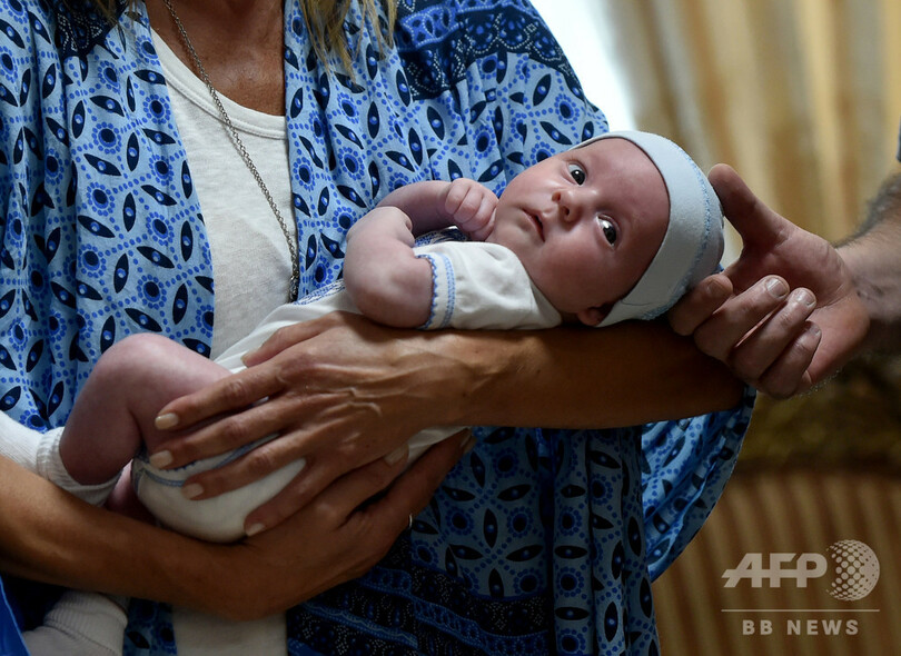 世界の「赤ちゃんオンラインストア」 ウクライナ、代理出産が盛況