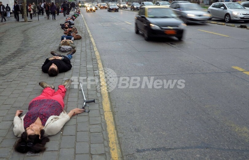 チリ軍事クーデターから40年、大統領が和解を呼び掛け