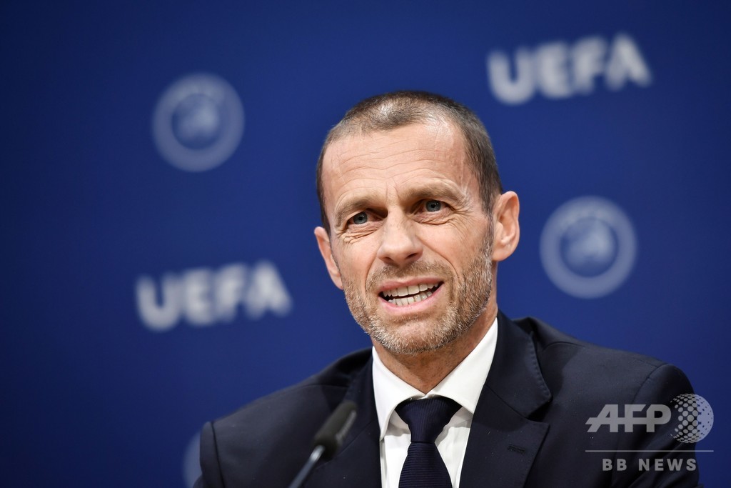 VAR使用試合を拡大、UEFA会長「より明確により早く」と注文 VAR使用試合を拡大、UEFA会長「より明確により早く」と注文