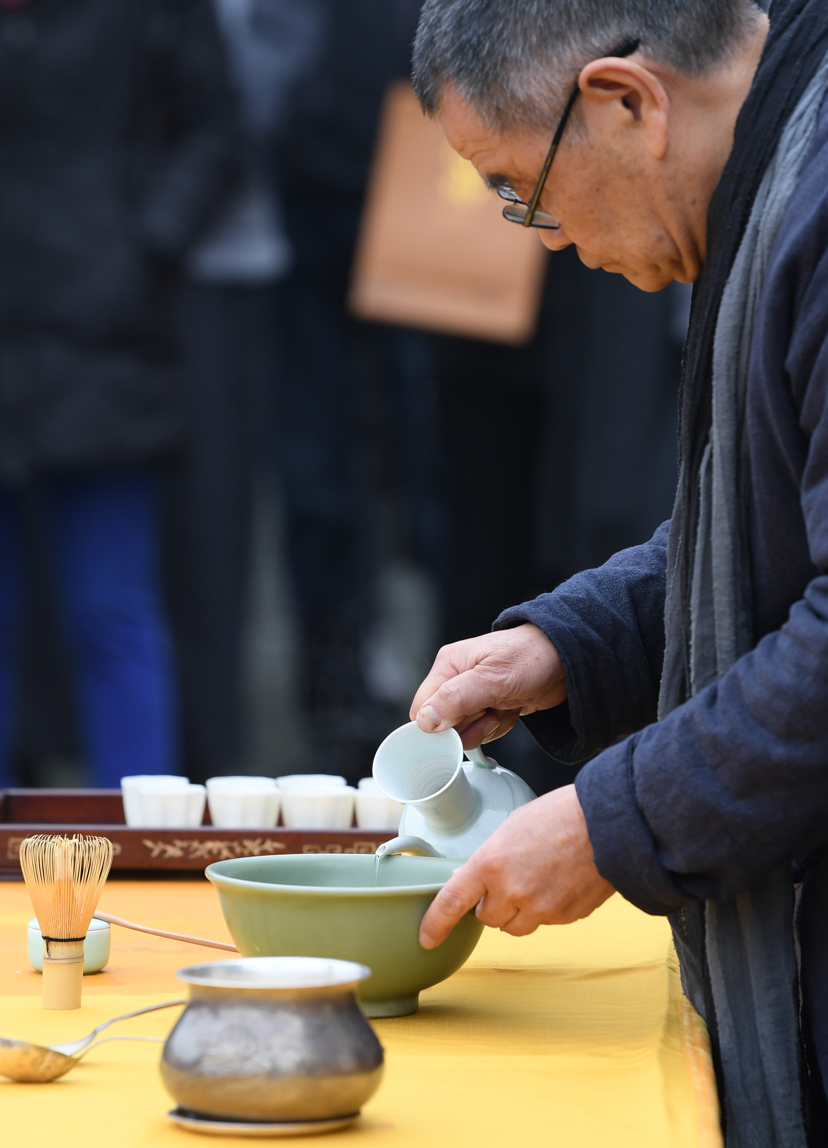 中国で唯一現存、曜変天目茶碗の陶片が初公開 浙江省杭州市 写真20枚 国際ニュース：AFPBB News