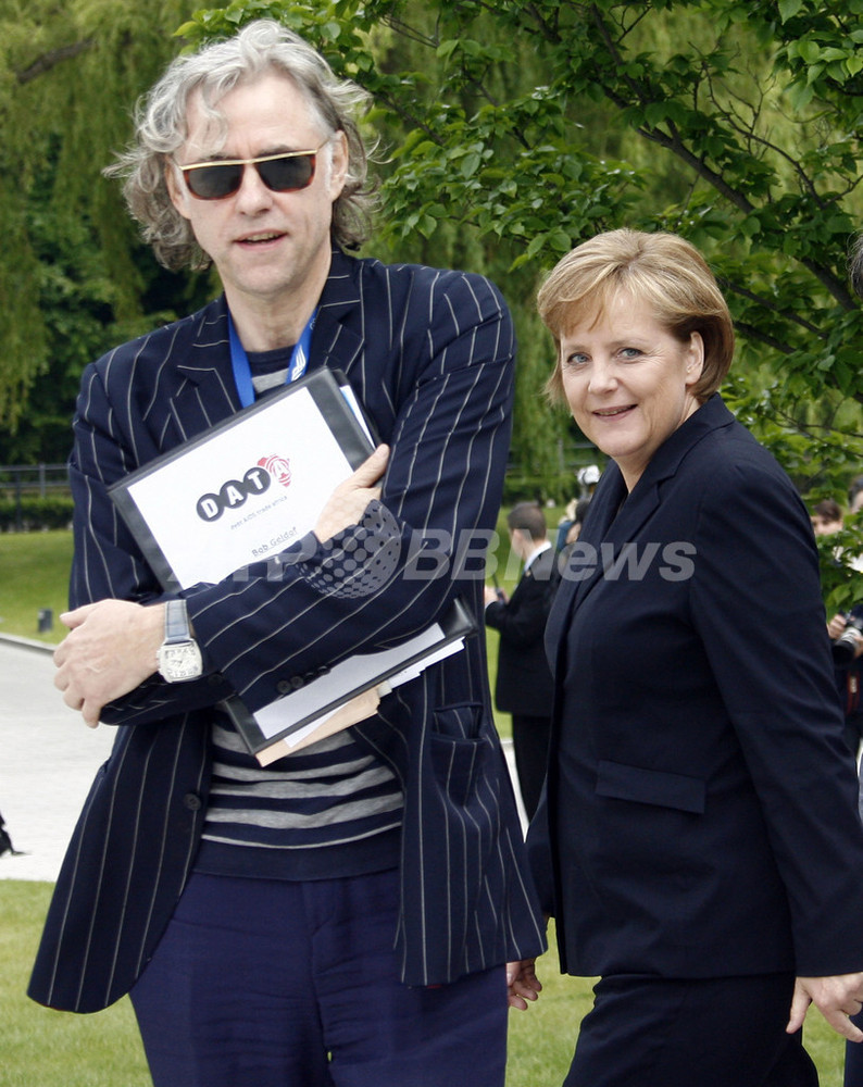 歌手で活動家のゲルドフ氏が評価、「メルケル独政権はアフリカの命救った」 写真3枚 国際ニュース:AFPBB News