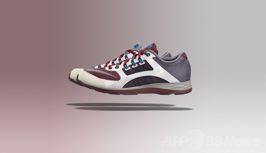  「NIKE×UNDERCOVER GYAKUSOU」14年春夏コレクション、15日から先行発売開始