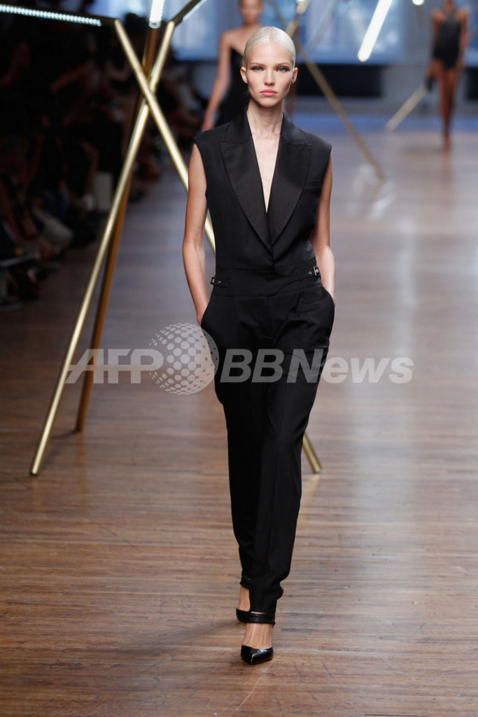 ＜14年春夏NYコレクション＞ジェイソン ウー