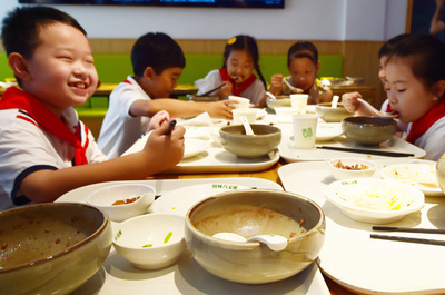 中国・フードロス問題に飲食業界取り組み開始 食べ残し禁止立法の準備も