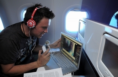 ユーチューブが初のライブ放送