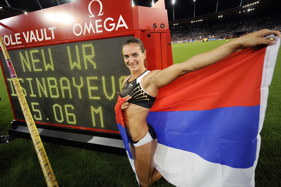 イシンバエワが女子棒高跳びで世界記録を更新