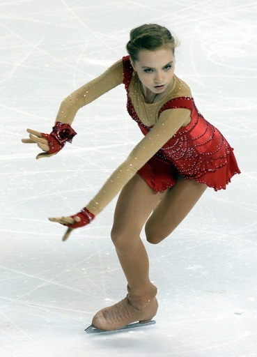 15歳のラディオノワが女子SP首位、エリック・ボンパール杯