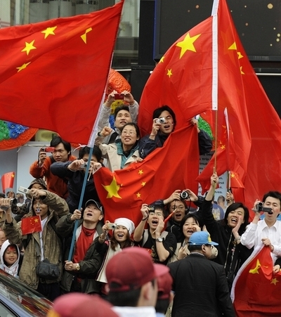 聖火リレーでの中国応援に苦言、国家公安委員長