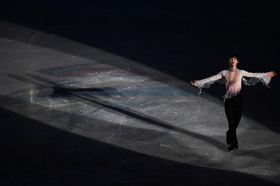 羽生がエキシビでファン魅了 五輪最後の勇姿の可能性も