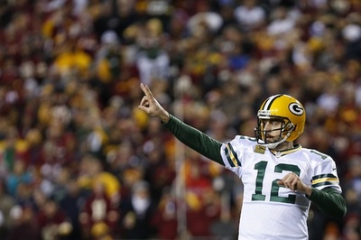 パッカーズがレッドスキンズに逆転勝利、準決勝に進出