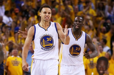 カリーの活躍でウォリアーズ勝利、ファイナル制覇に王手