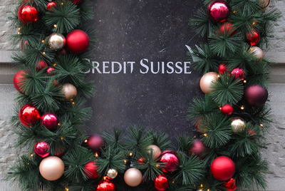 クレディ・スイス、5300人の人員削減 純損失は2300億円に