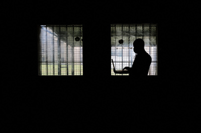 終身刑の受刑者の新たな恋愛禁止 デンマーク