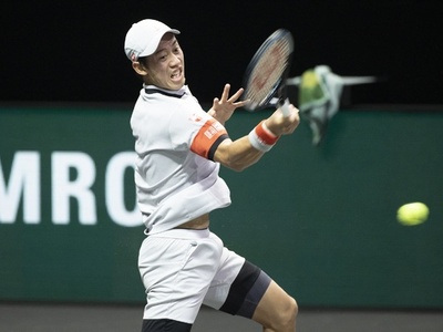 錦織が逆転で2回戦へ、西岡は初戦敗退 ドバイ選手権