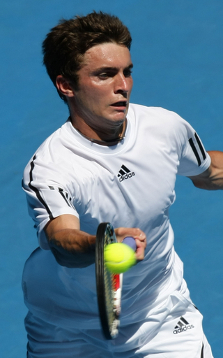 シモン モンフィスの棄権により準々決勝進出、全豪オープン