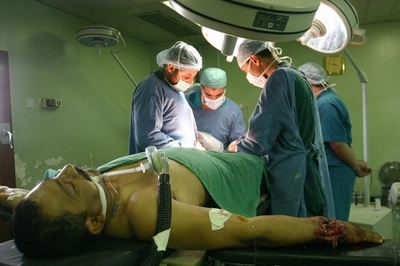 世界初「脚部移植手術」のドナー求む、スペイン