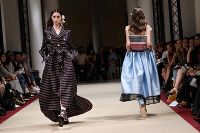 「アレクシ・マビーユ」18年春夏