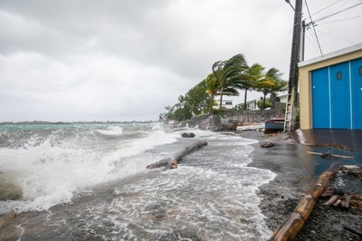 モーリシャス沖にサイクロン、7500世帯で停電